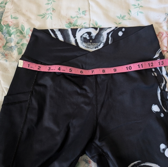 GUC Iron Yokai V-Cut Cloud Leggings - Picture 9 of 14